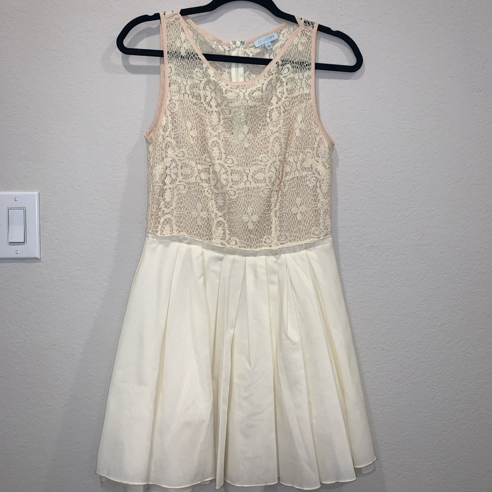 Women’s Dress